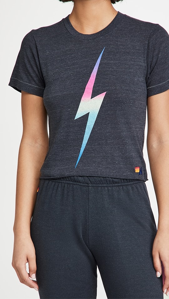 彩虹色闪电男孩风 t 恤