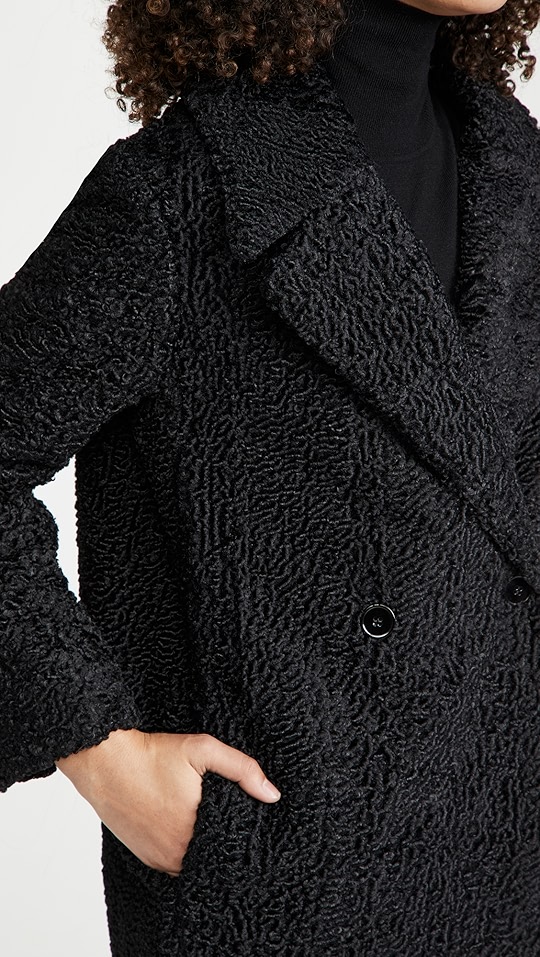 仿阿斯特拉罕羔羊皮大衣