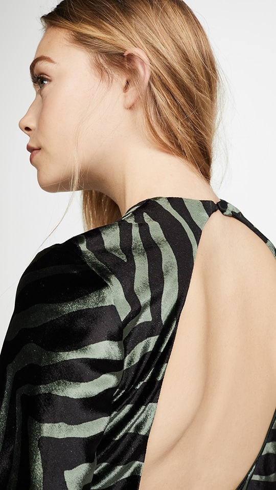 mid-weight, non-stretch velvettiger stripe patternmidi, a-lin