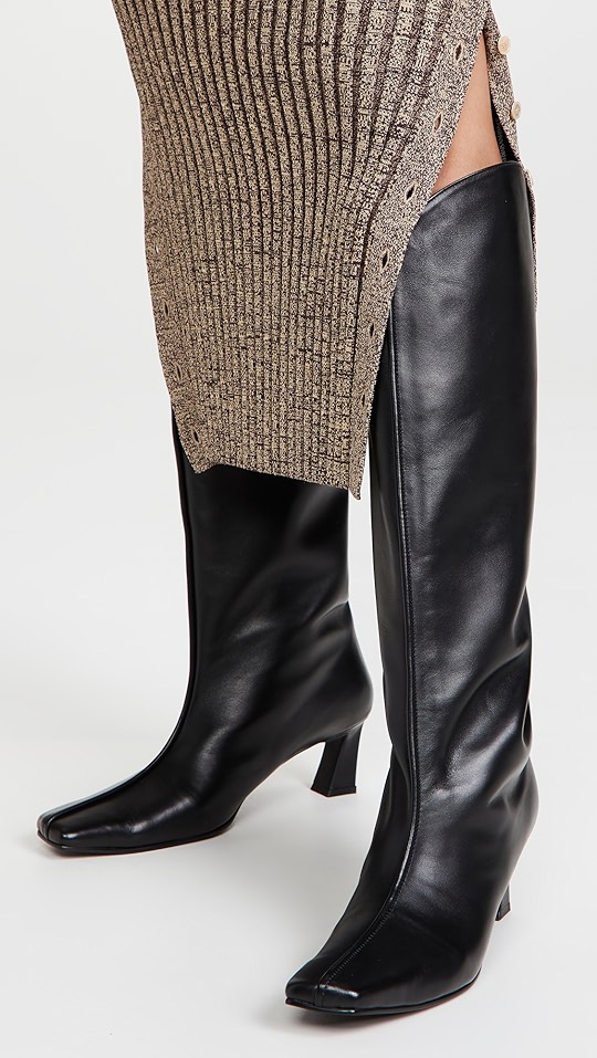 正面滚边长筒靴