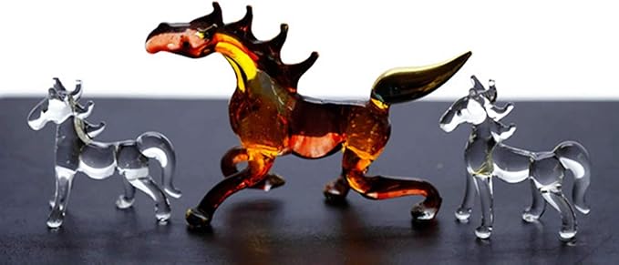 changthai design 3 件金色奔跑马手持玻璃玩具屋微型装饰雕像系列