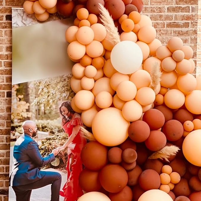 复古棕色马卡龙橙色气球花环拱形套件背景 134 件暖色套装适合婚礼