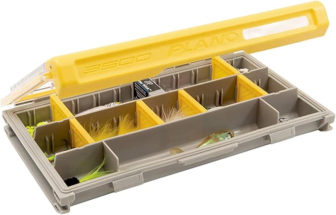 plano edge 3500 高级钓具收纳盒,采用 rustrictor 防锈技术,灰色和