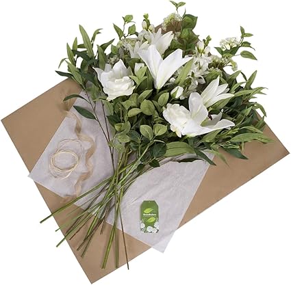 Greenbrokers 优质人造白色花束 作为礼物包装 13 件花卉 百合 玫瑰 骑士花 木花和 植物 Greenbrokers 价格报价图片