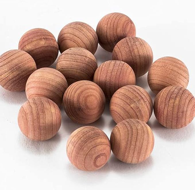 30 件雪松块用于衣物存放天然芳香雪松球衣柜清新剂衣服保护防止霉变