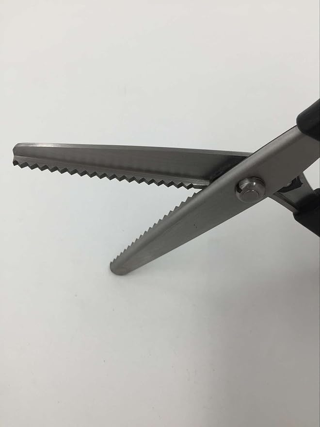 锯齿状剪刀 teeth 4mm unknown