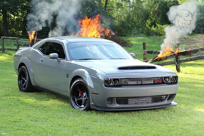 2018 道奇 challenger srt 恶魔海报