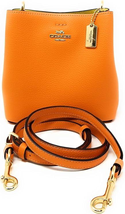 coach 蔻驰女士迷你城镇水桶包, 卵石皮革 - 糖果橙色, 均码 : 亚马逊