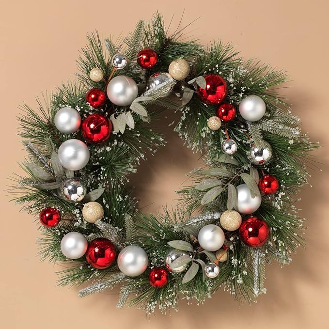 花环 带人造绿和红色和银色球饰品 - 装饰室内户外假日装饰 - 冬季