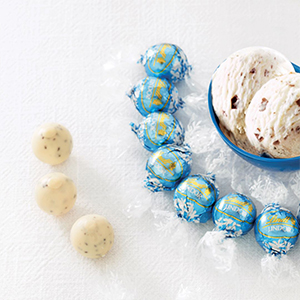 lindt 瑞士莲 lindor 白巧克力球,1kg/约80球